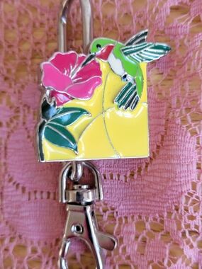 Pocketbook Handbag Purse Hook Table Hanger Holder Key Clip Pink Silver Tone